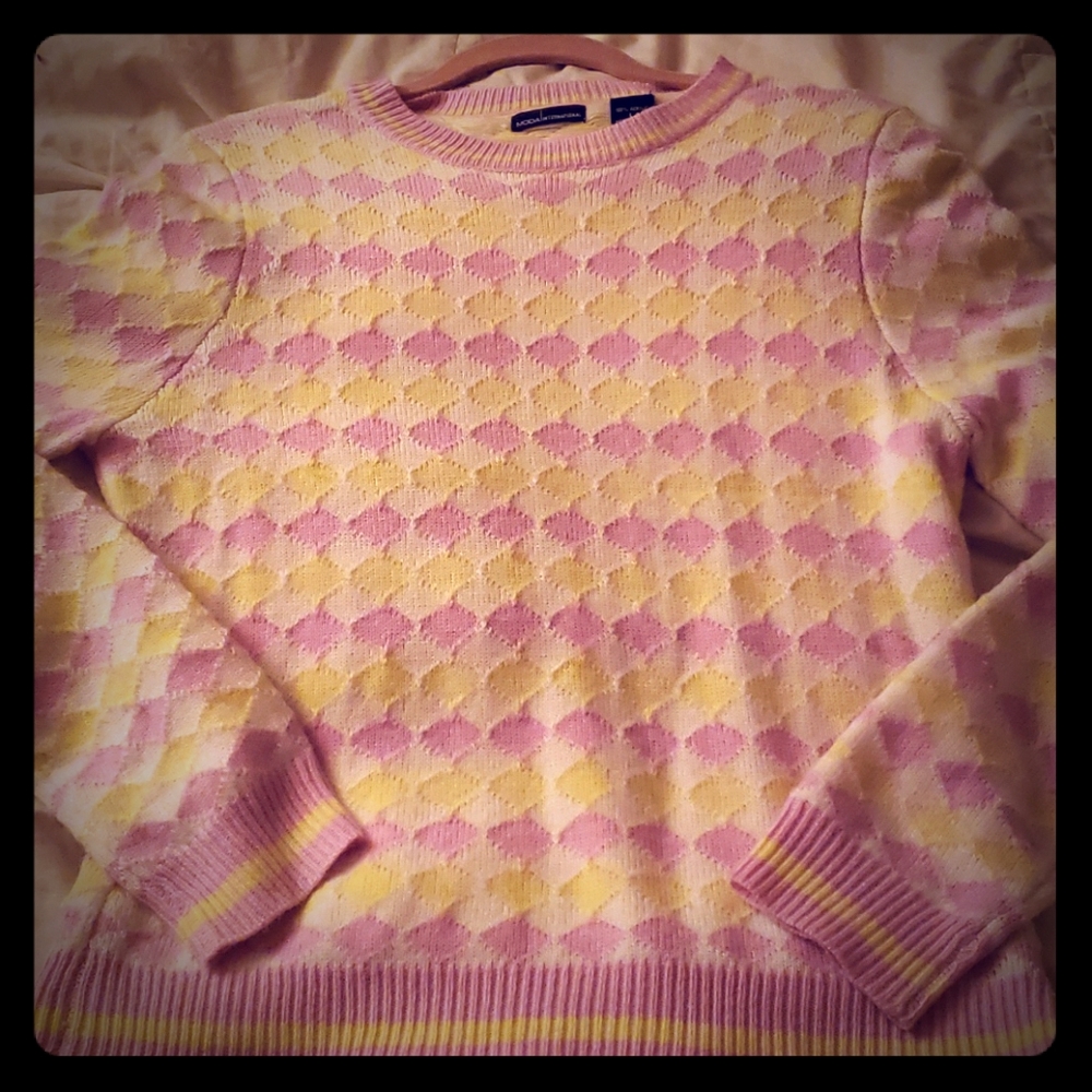 Moda International pink and cream sweater